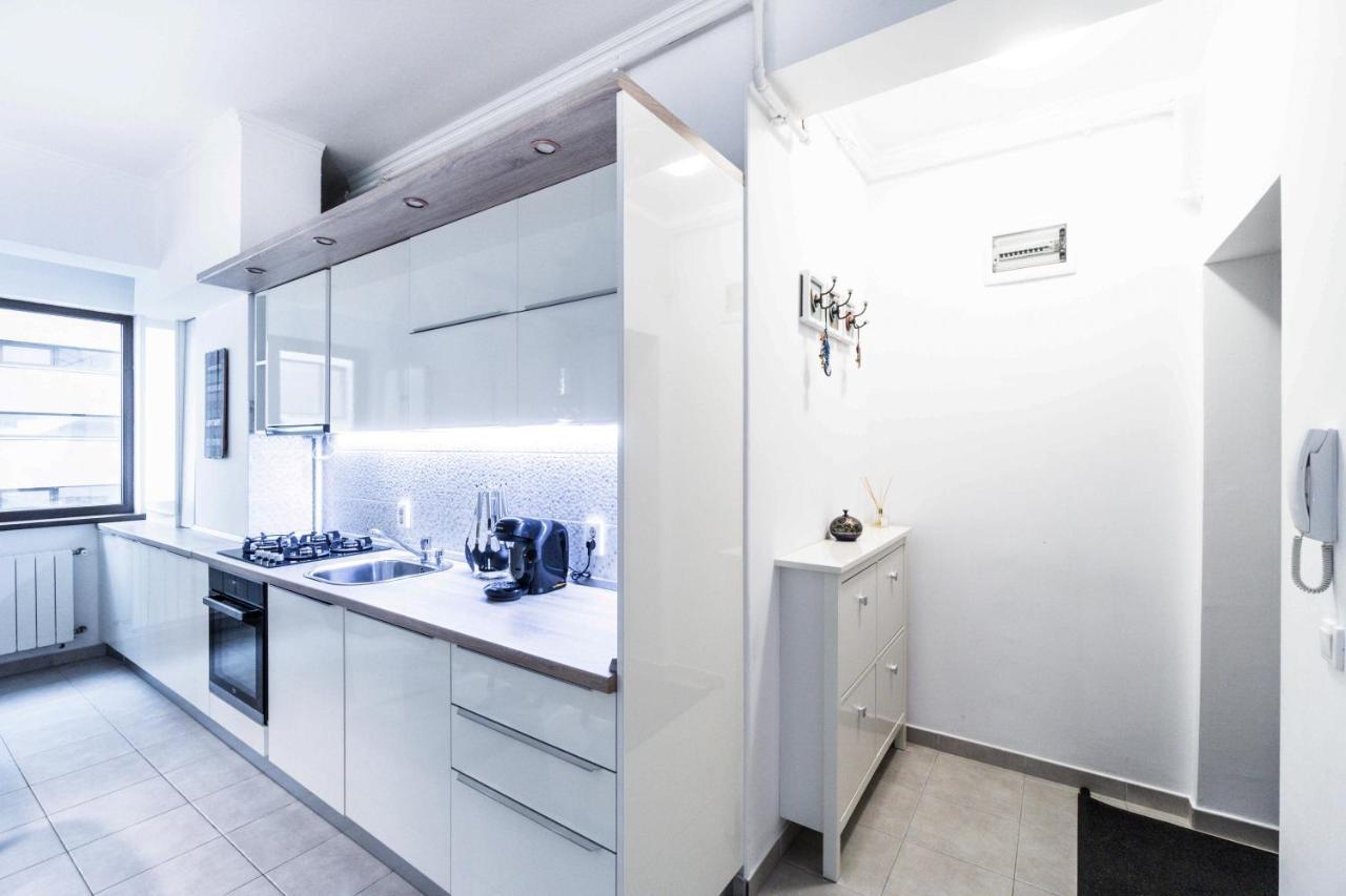 Luxury Baneasa Appartamento Bucarest Esterno foto